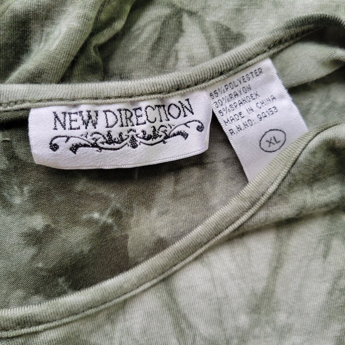 New Direction XL Tunic Top Green Tie Dye Long Sleeve Round Neck TIE35E