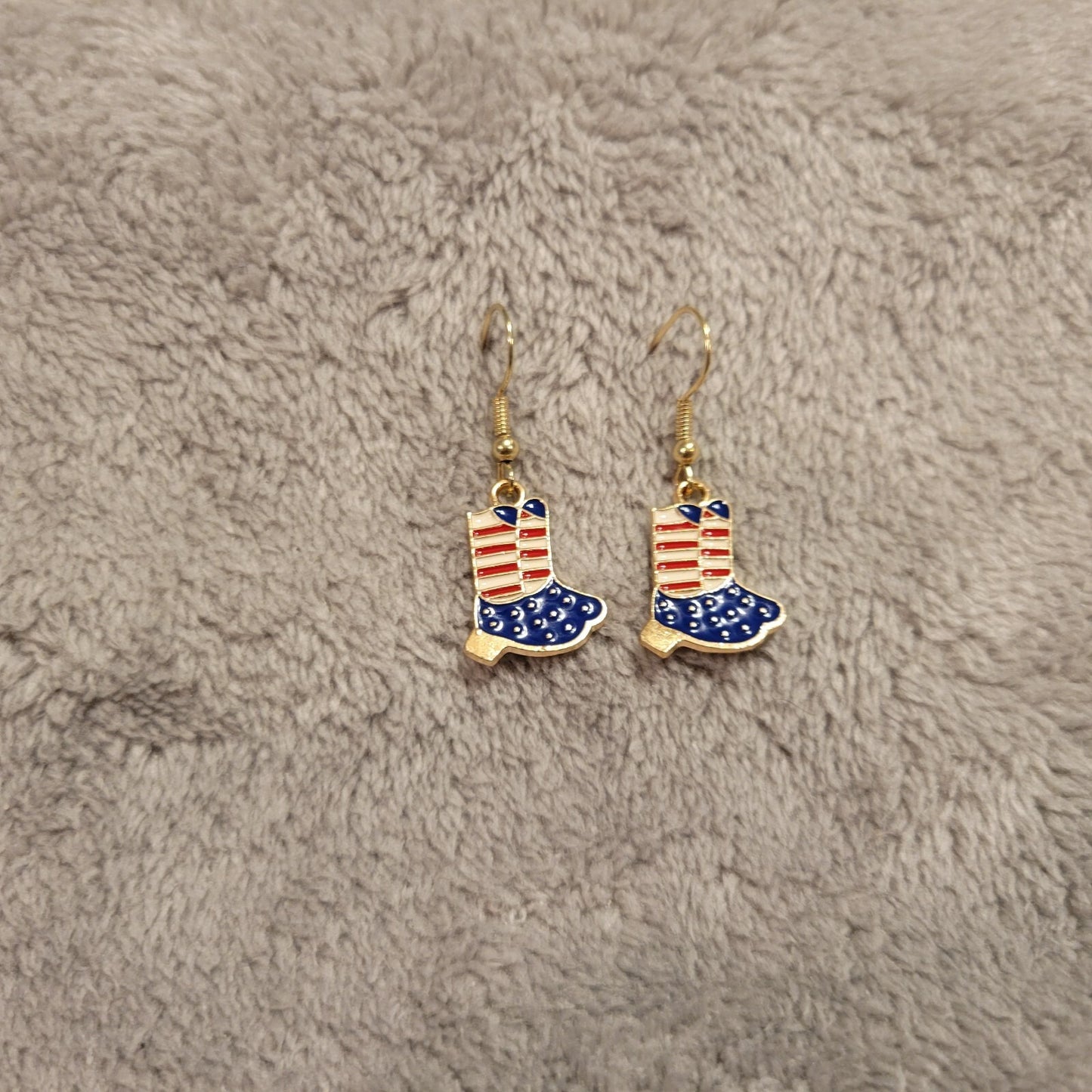 Fourth of July Patriotic Womens Earrings One Pair Cowgirl Boots Flag USA Hanging