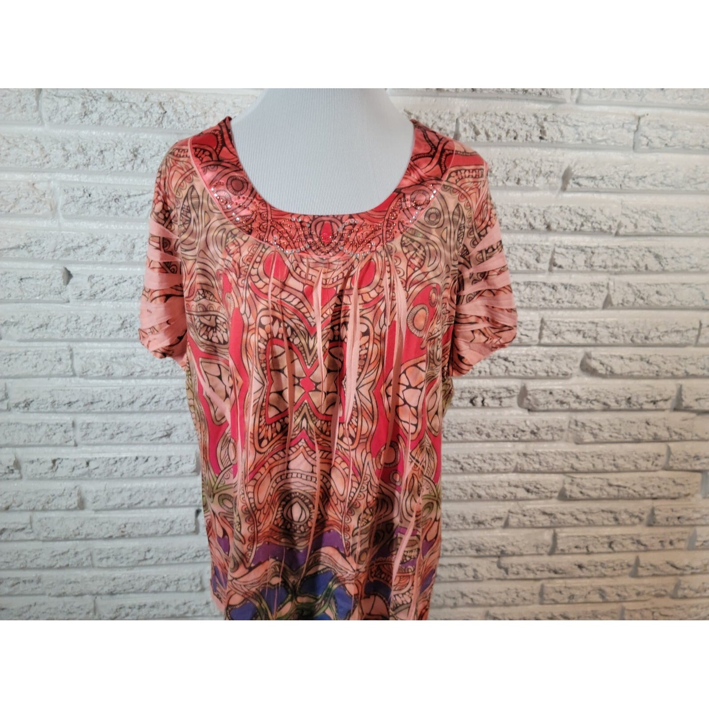 Olivia Paige 1X Plus Size Top Red Abstract Studded Rhinestone Short Sleeve