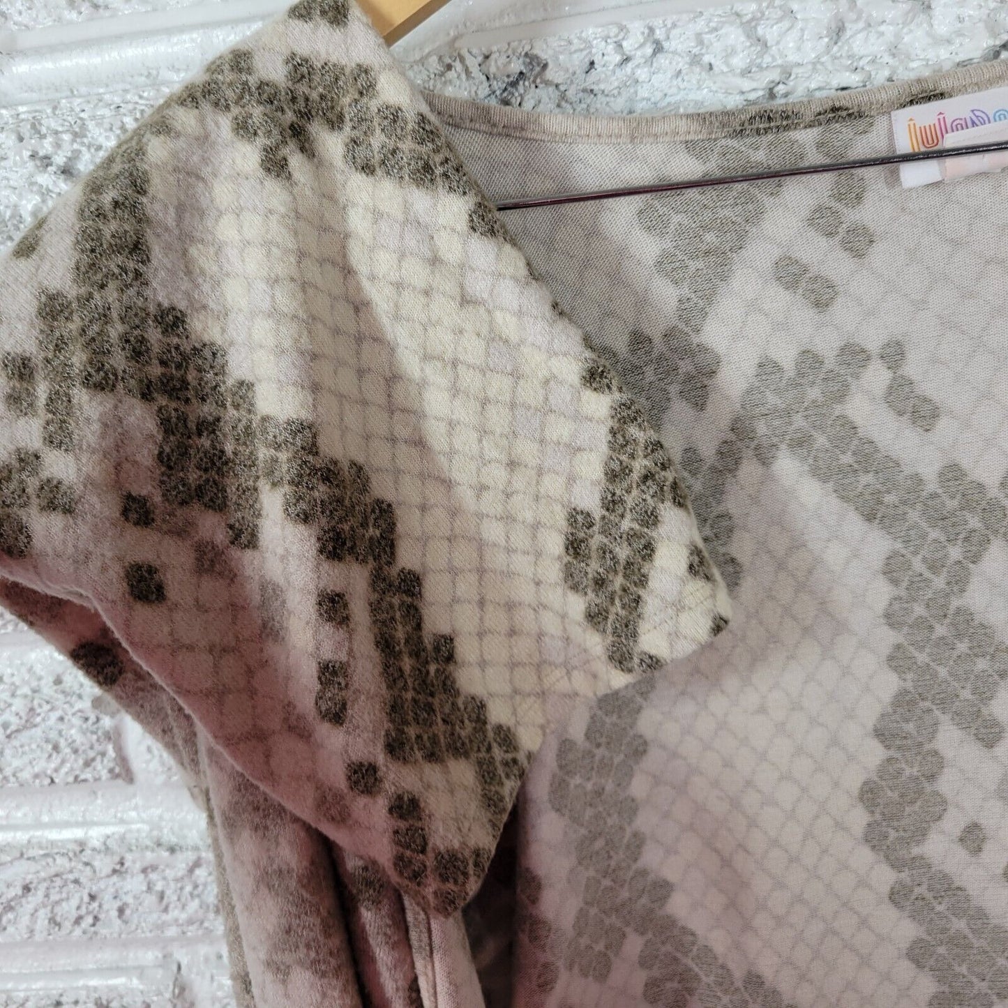 Lularoe Women Top 3XL Plus Cardigan Open Duster Gray Geometric Poly Blend Knit