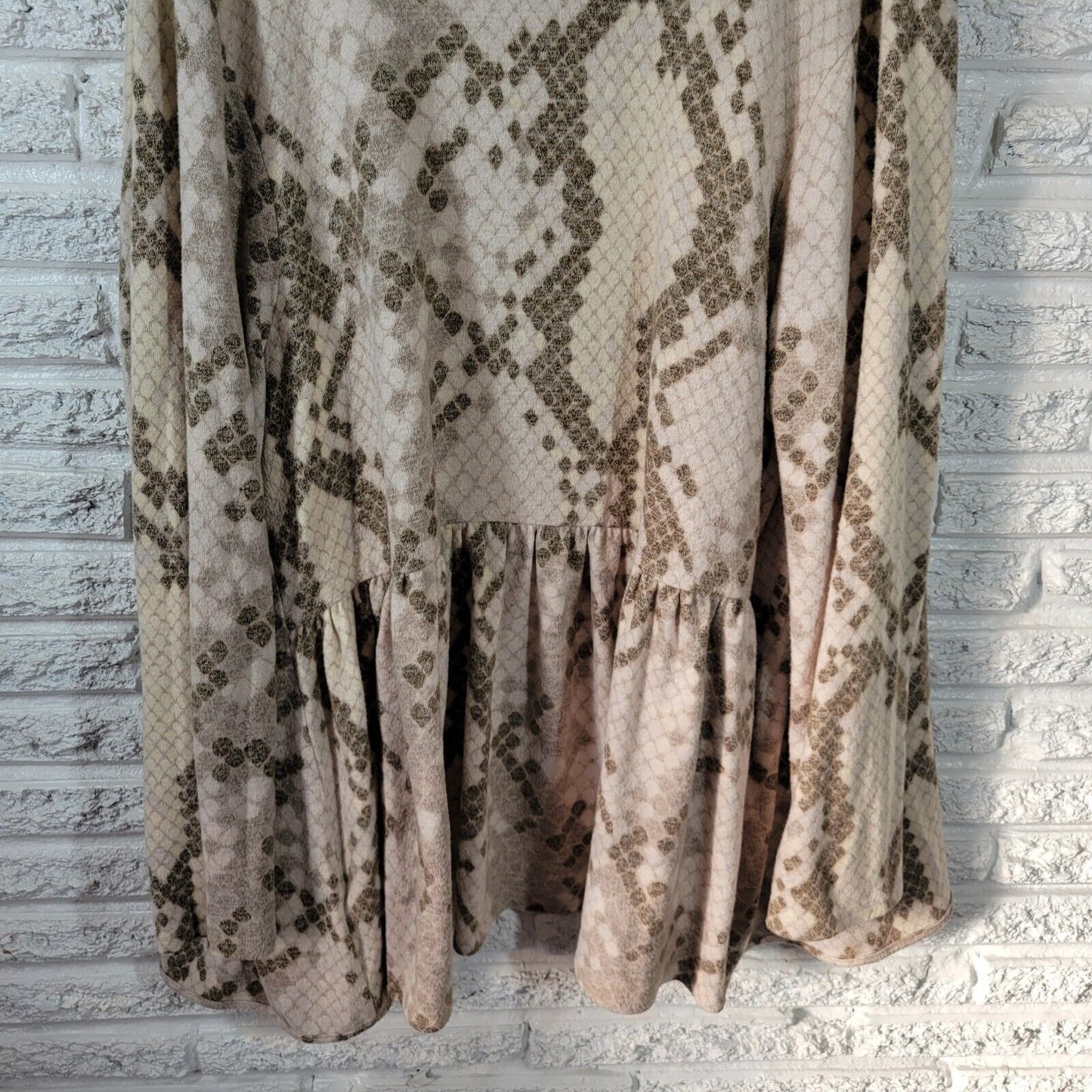 Lularoe Women Top 3XL Plus Cardigan Open Duster Gray Geometric Poly Blend Knit