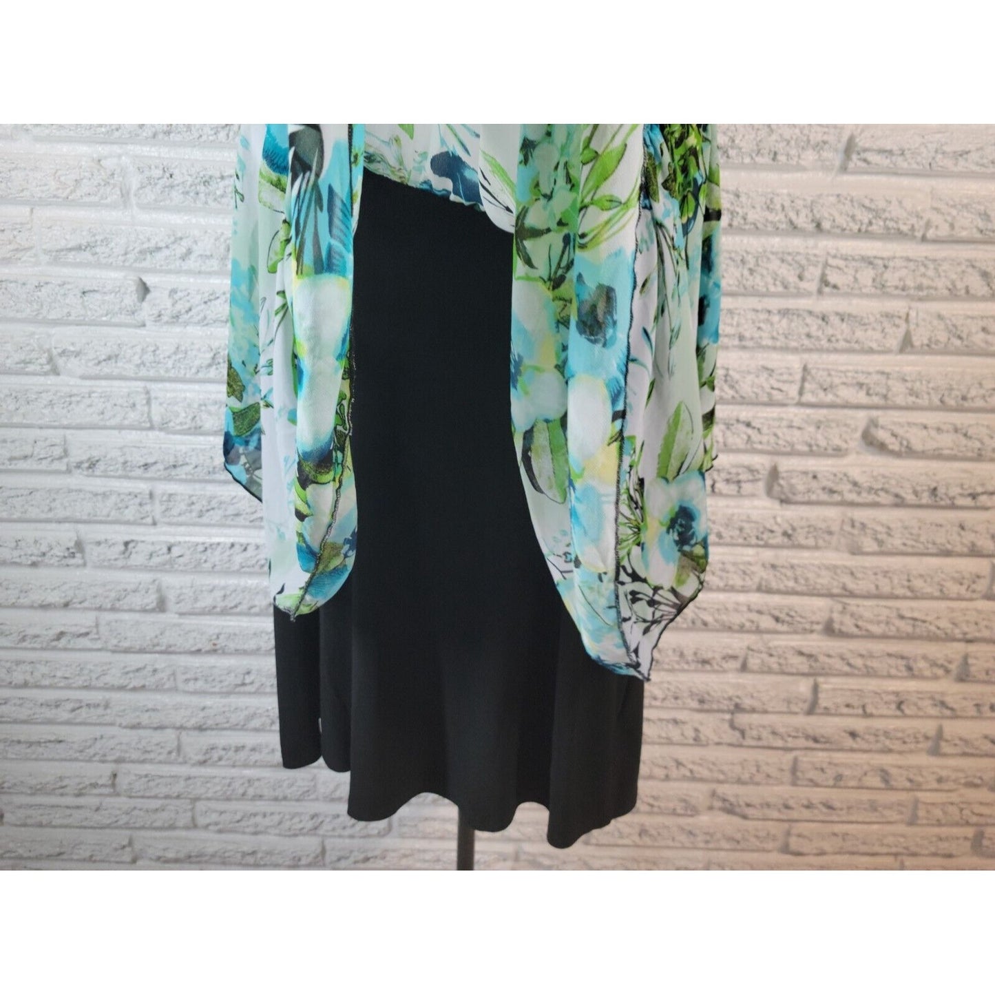 Cato Womens Top 26W 28W Plus Batwing Sleeve Blue Floral Polyester Lined Pullover