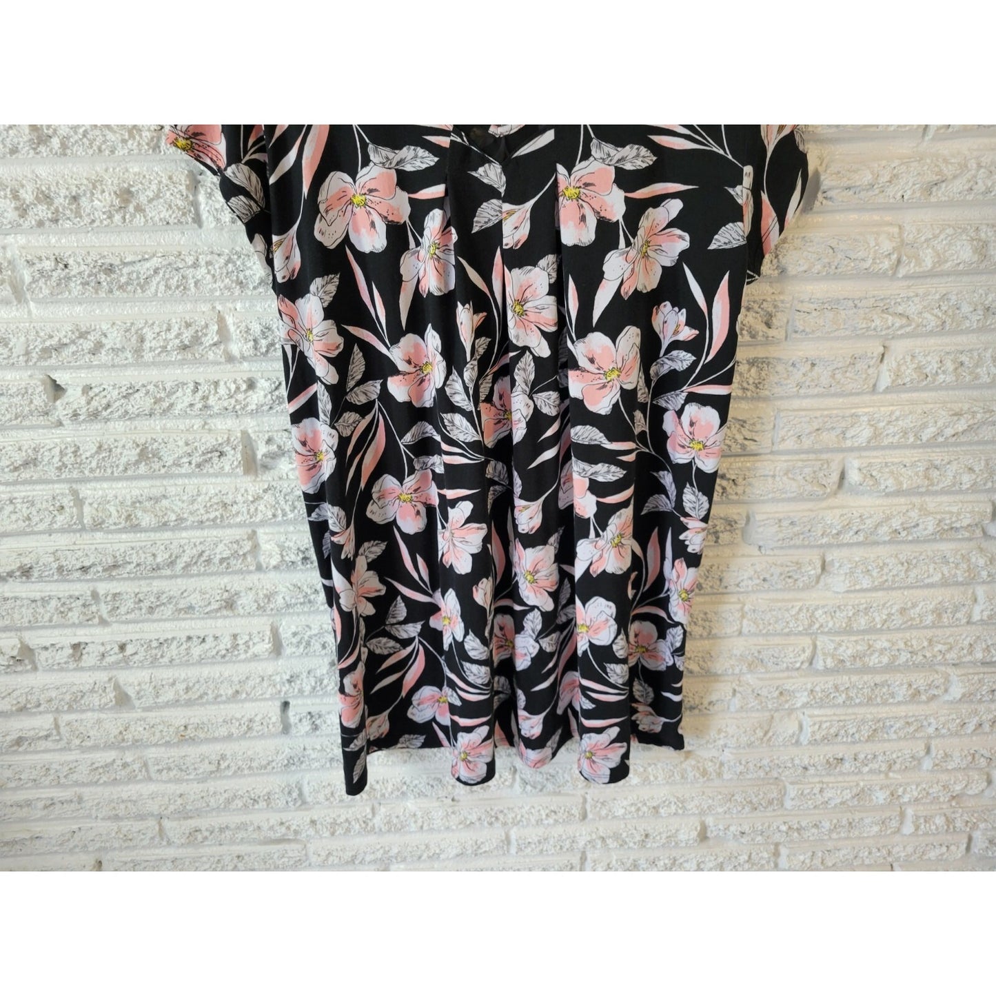 Anne  Klein Womens Dress 1X Plus Mini T-Shirt Cap Sleeve Poly Blend Black Floral