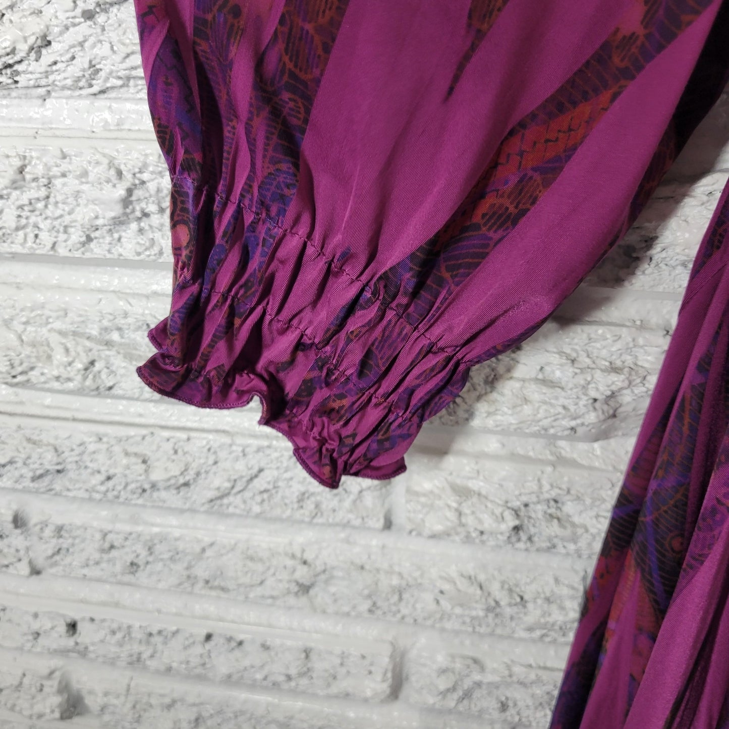 Live Let Live Womens Top XL Tunic Cinched 3/4 Sleeve Purple Laser Cut Shark Bite