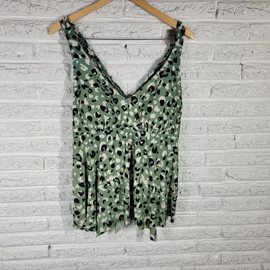 Kona Sol Women Swim Top 1X 16W 18W Criss Cross Spaghetti Green Animal Print Bra