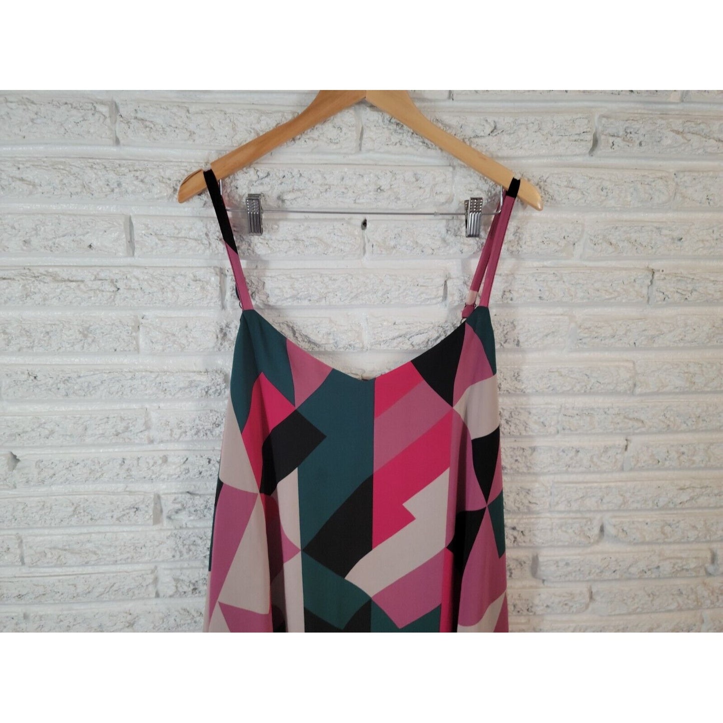 Torrid Women Top 4 4X Plus Swing Cami Pink Geometric Adjustable Spaghetti Sheer