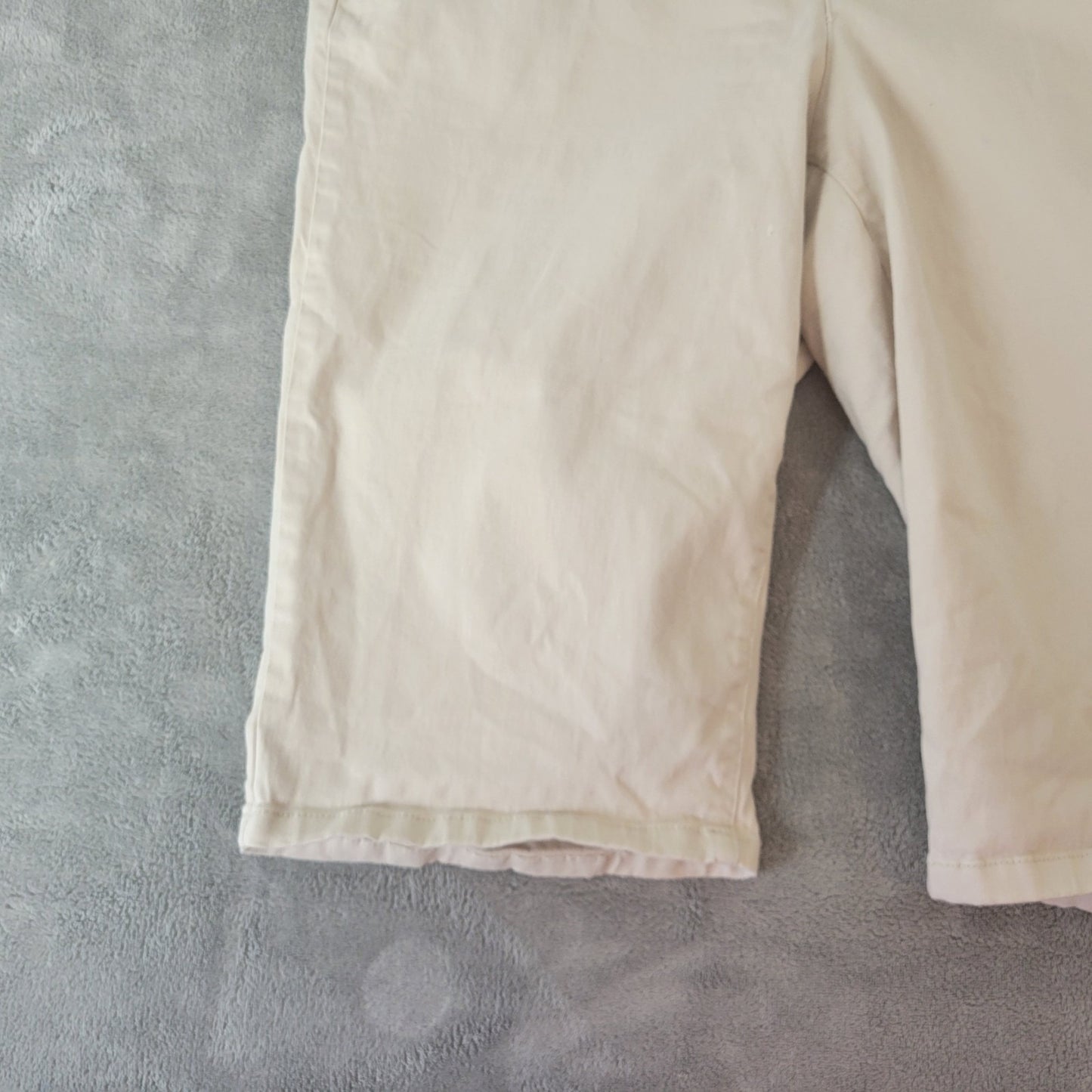 Gloria Vanderbilt Womens Shorts 18W Plus Skimmer Beige Studded Zip Fly Pockets