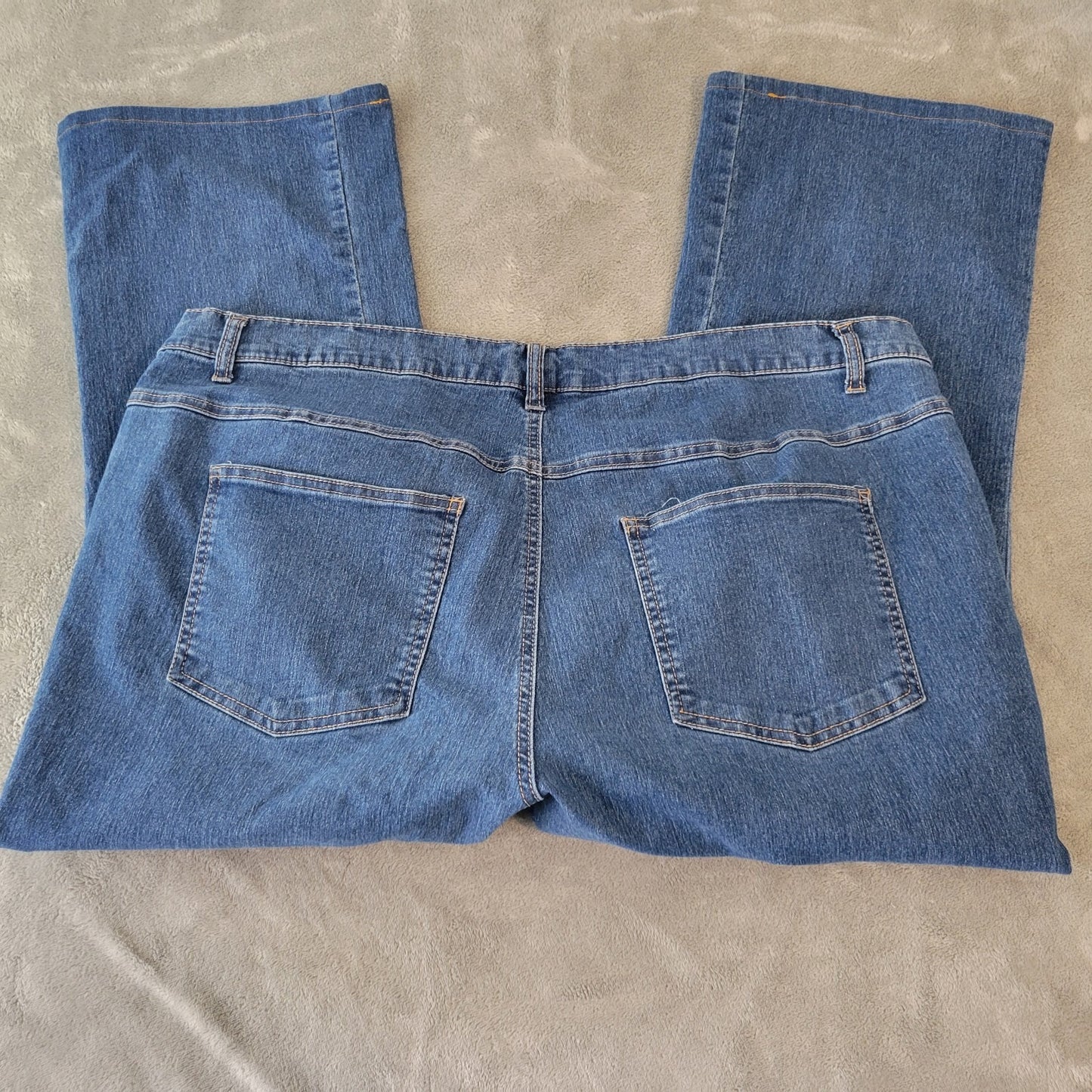 Woman Within Womens Jeans 22WP Petite Plus Capri Medium Blue Denim Zip Fly Comfy