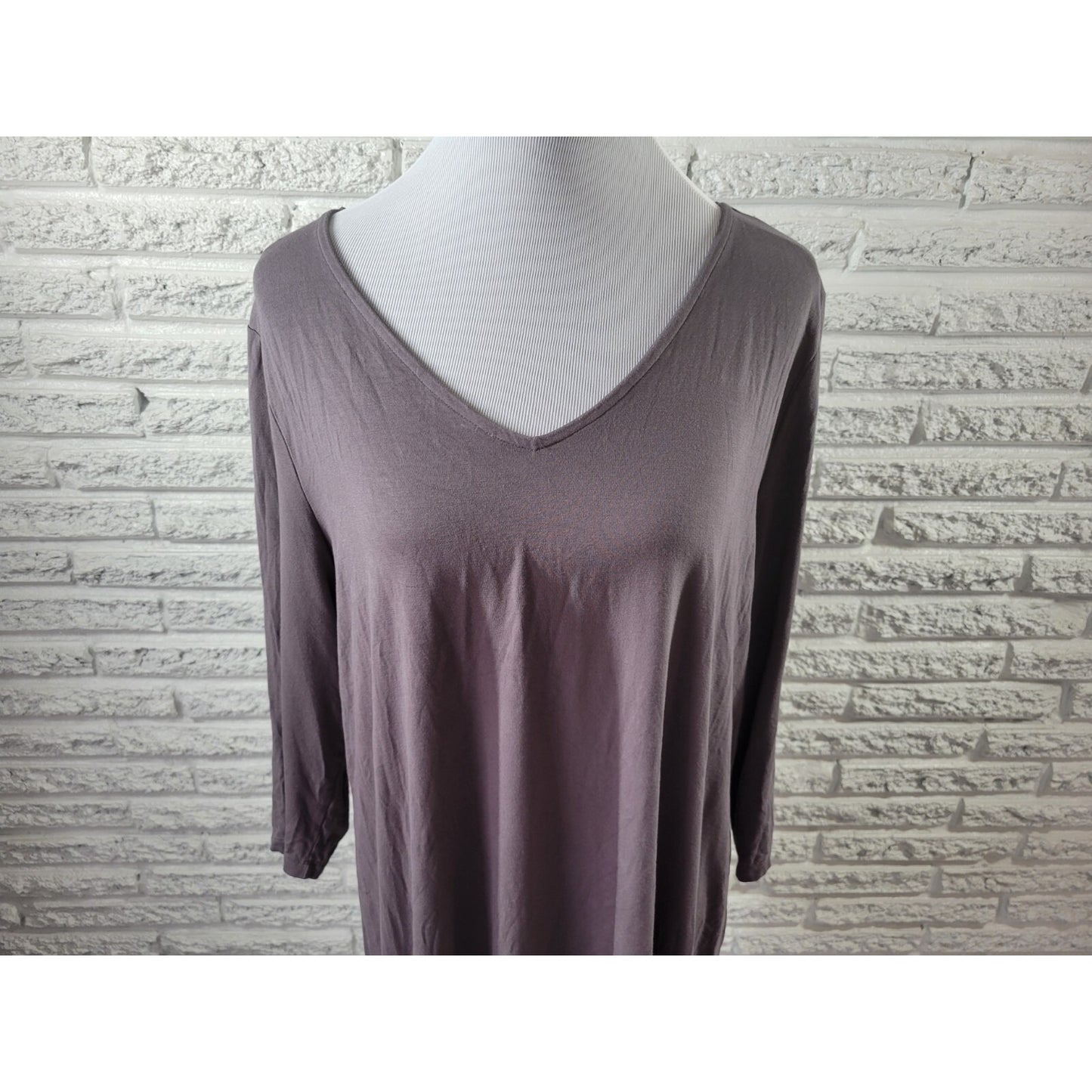 Isaac Mizrahi Live QVC Womens Top Extra Large Tee Gray Rayon Spandex Pullover