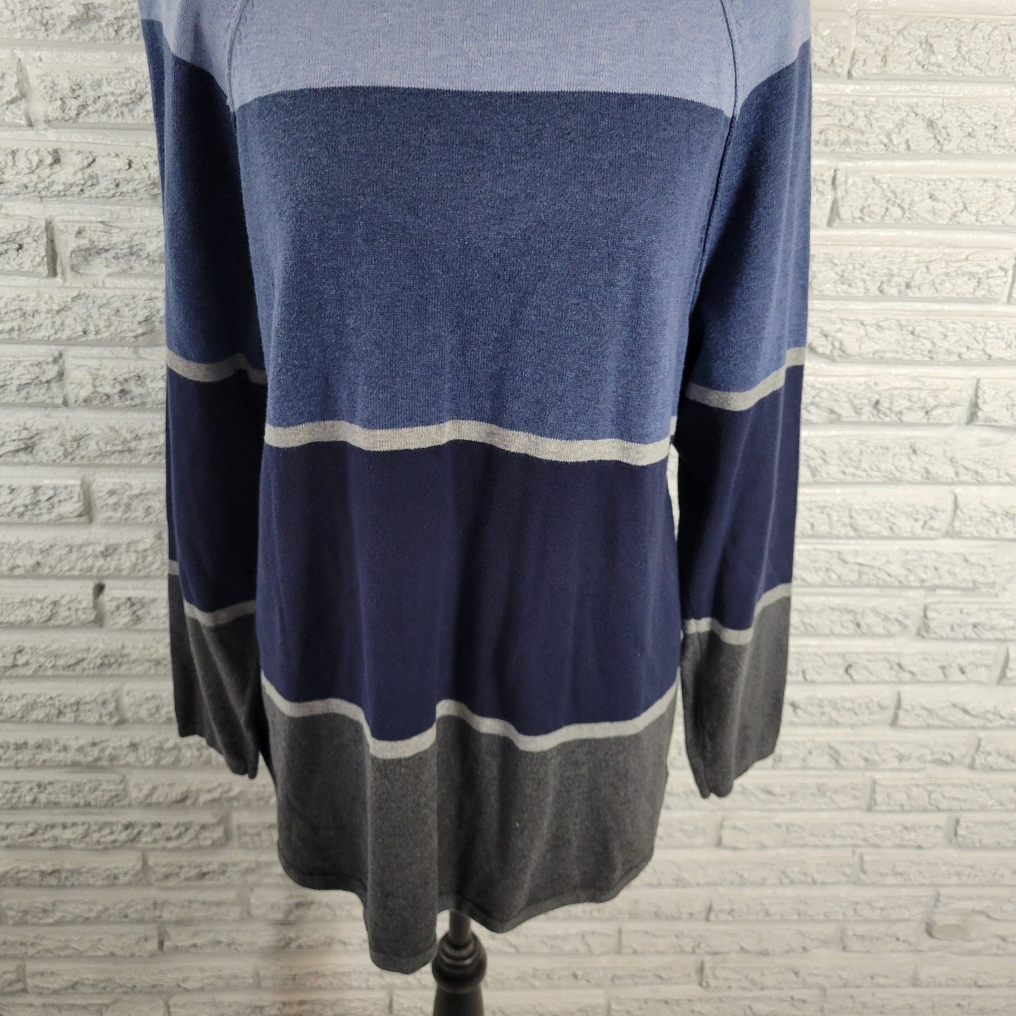 Karen Scott Women's Size XL Blue Gray Striped Cotton Knit Crew Neck Long Sleeve