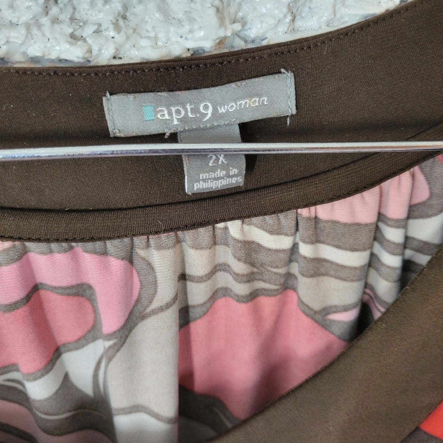 Apt 9 Womens Top 2X Plus Sleeveless Brown Pink Geometric Poly Blend Casual Comfy