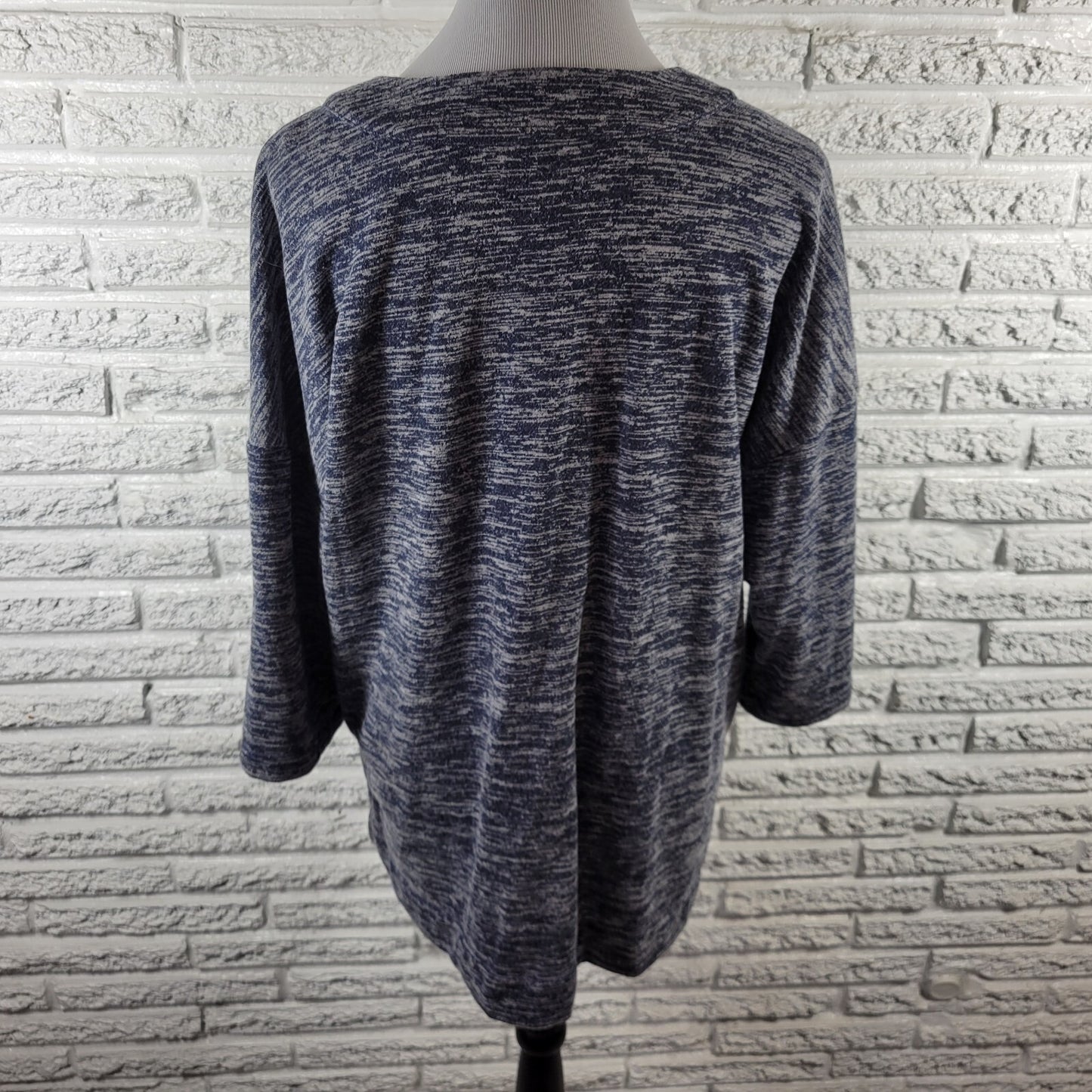 Liz Claiborne Womens Top Extra Large XL 3/4 Sleeve Lace Up Blue Knit Heather