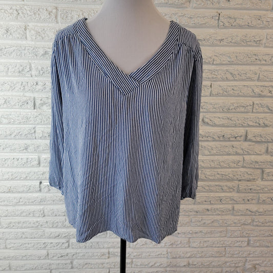 St Johns Bay Womens Top 0X Plus 3/4 Sleeve Blue Stripe Casual Lightweight Rayon
