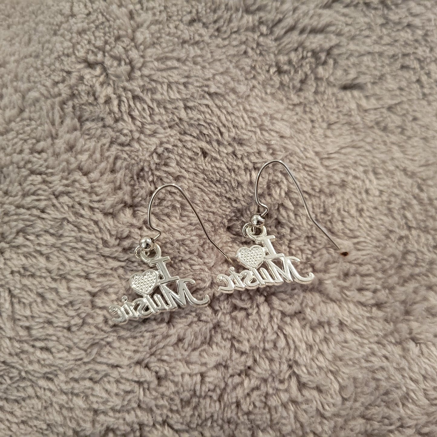 I Love Music Womens Earrings One Pair Silver Tone Alloy Band Orchestra Hanging