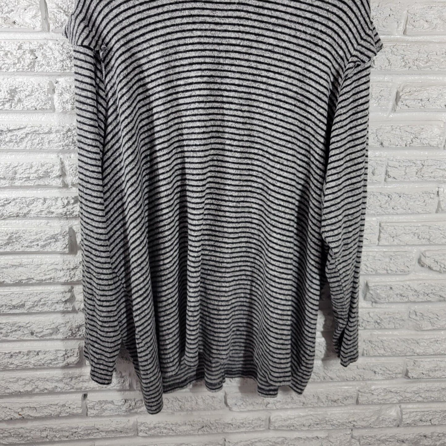 Lee Womens Top 3X Plus Tunic Long Sleeve Gray Stripe Lightweight Casual Knit