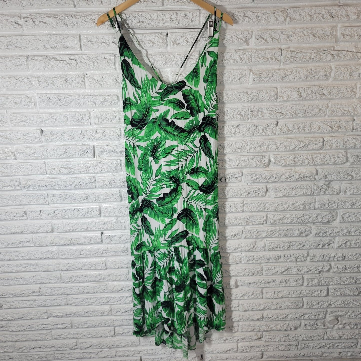 Scoop Women Dress XL 16 8 High Low Spaghetti Strap Green Floral Criss Cross Back