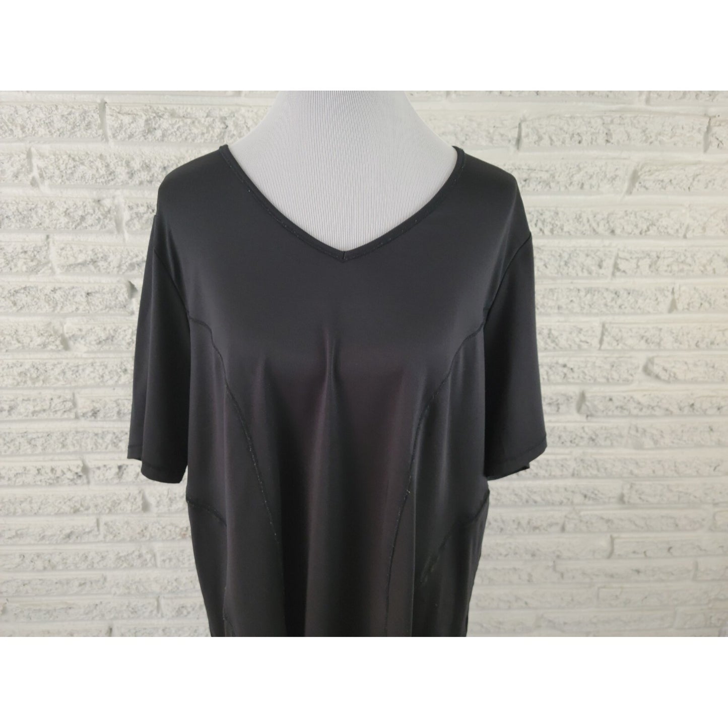 Catherines Womens Shirt 1X Plus Tee Athletic Mesh Strip Black Polyester Blend