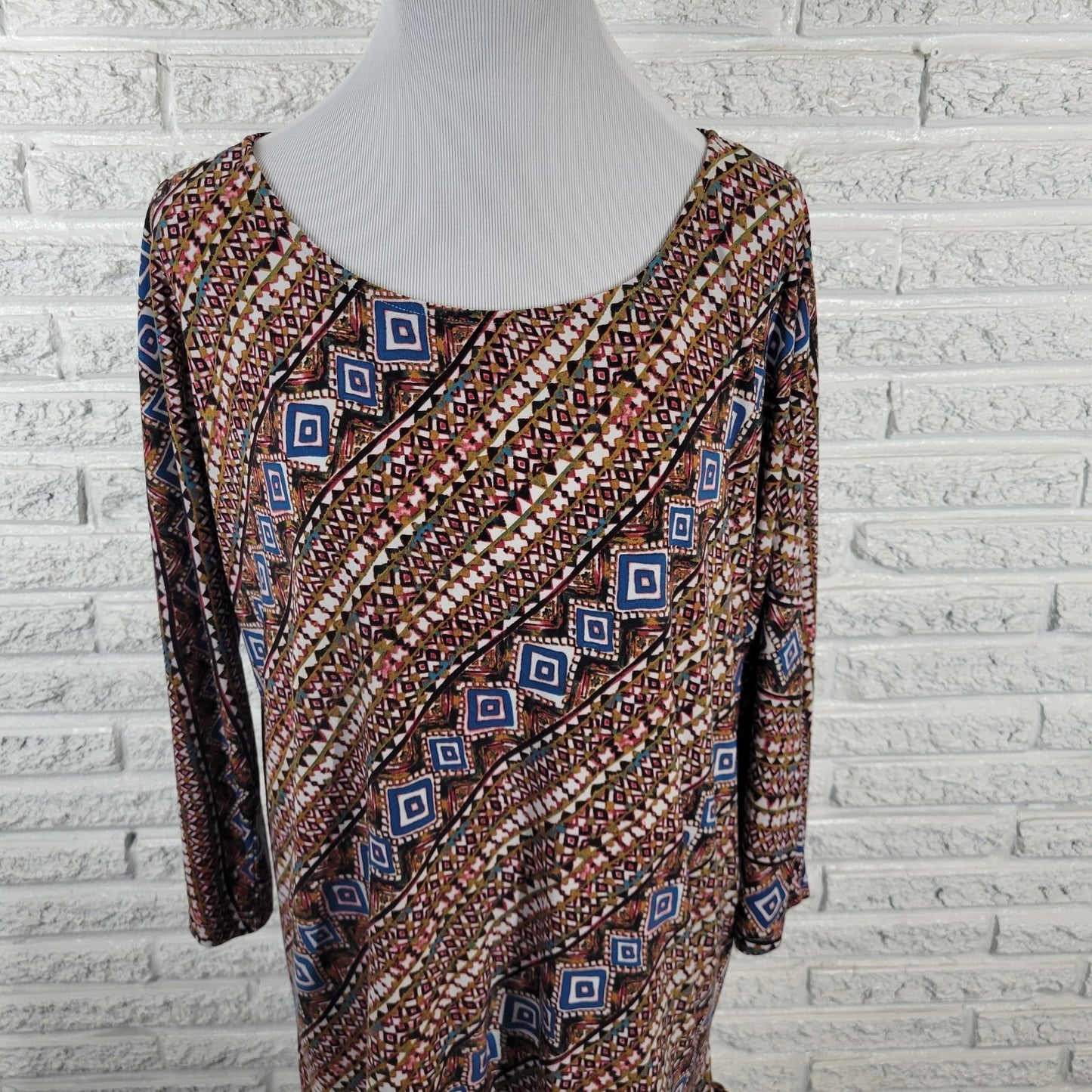Carol Taylor Women's XL Brown Blue Geometric Dolman 3/4 Sleeve Pullover Top