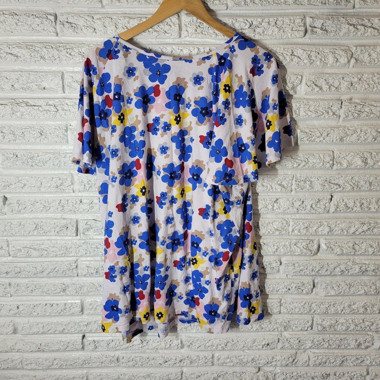 CW Classics Womens Top 3X Tee Flutter Sleeve Blue Pink Floral Cotton Lightweight