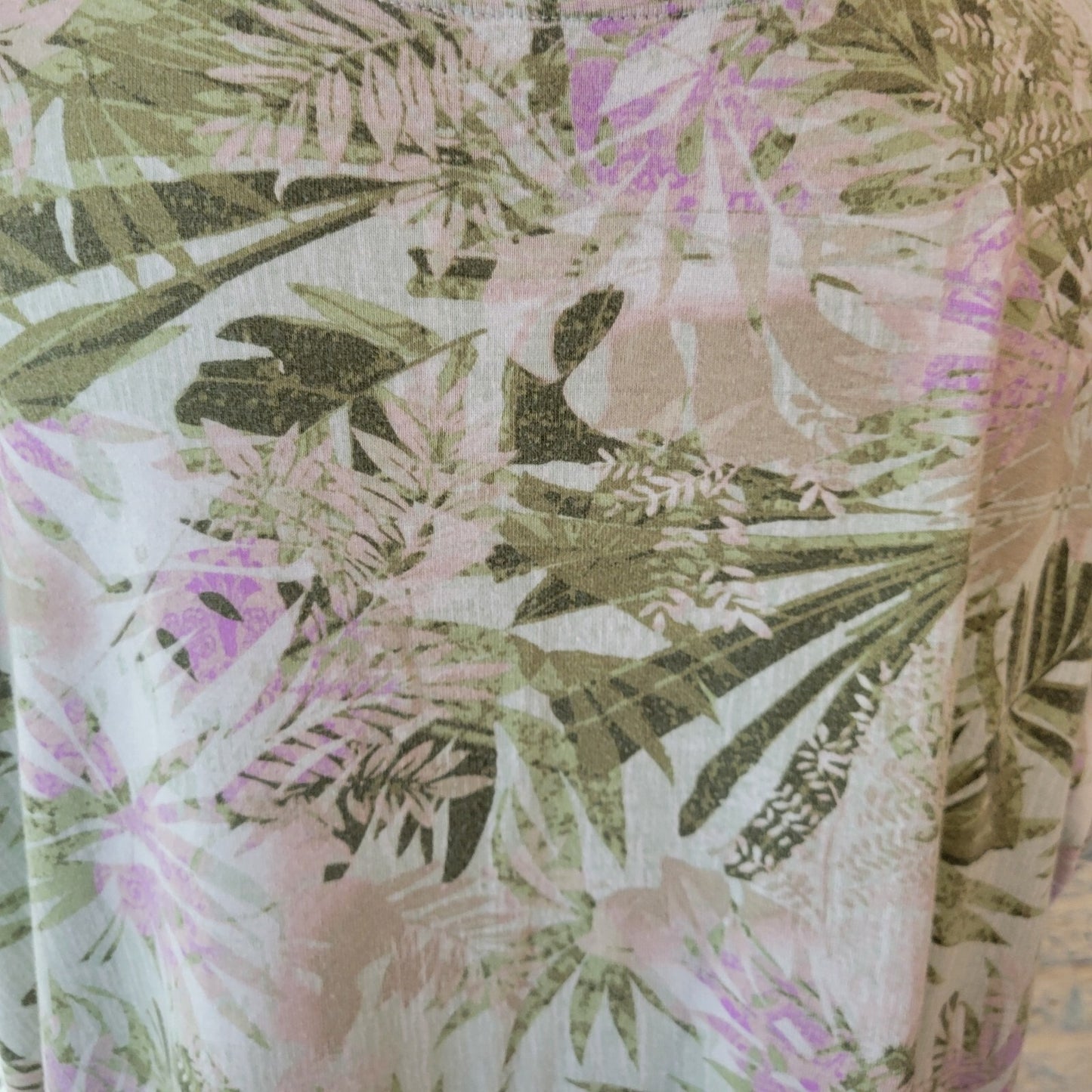 Basic Editions Womens Top 2X Plus Tee Short Sleeve Green Purple Floral Studded