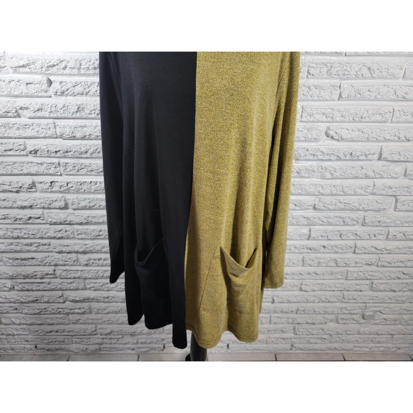 Zim Zoe Women Top 26 28 Plus Tunic Knit Tan Colorblock Long Sleeve Pockets