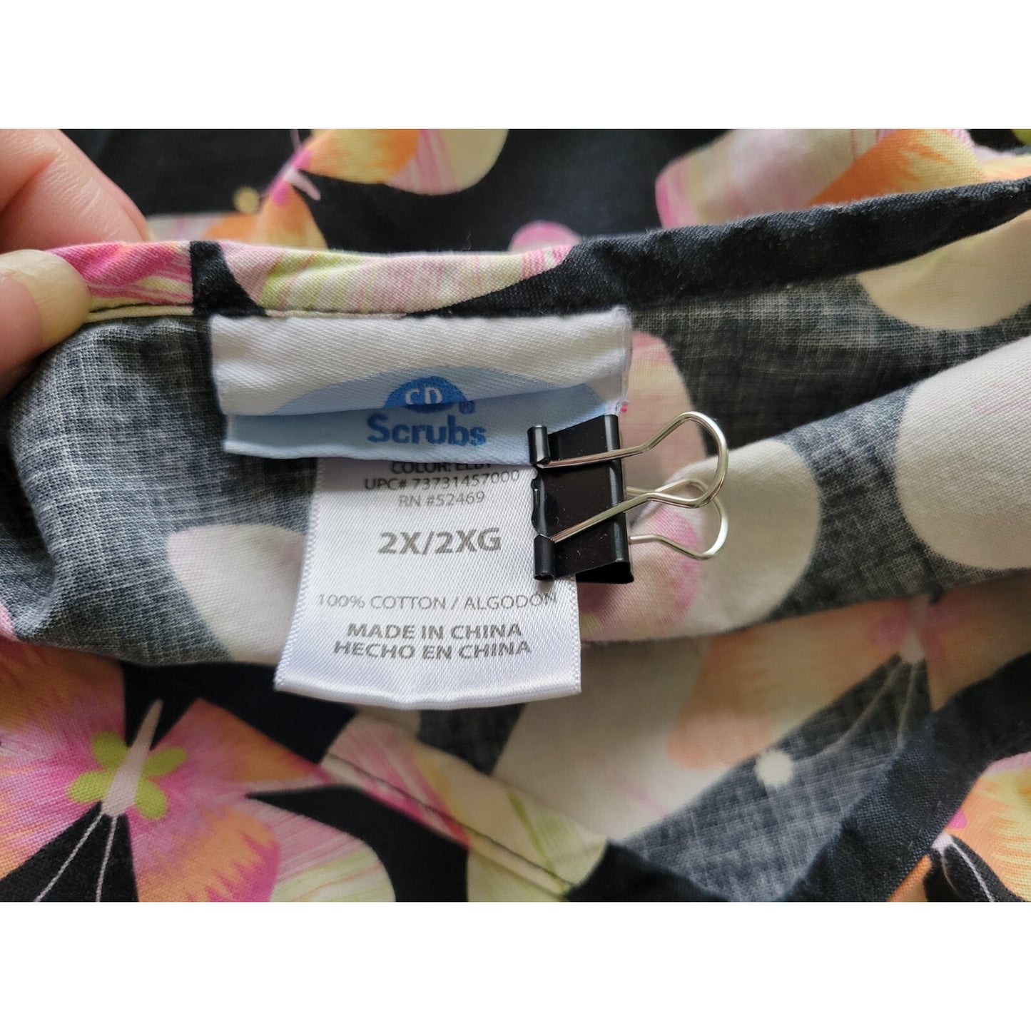 SB Scrubs Unisex Top 2X Plus Short Sleeve Butterflies Pocket Black Floral Cotton