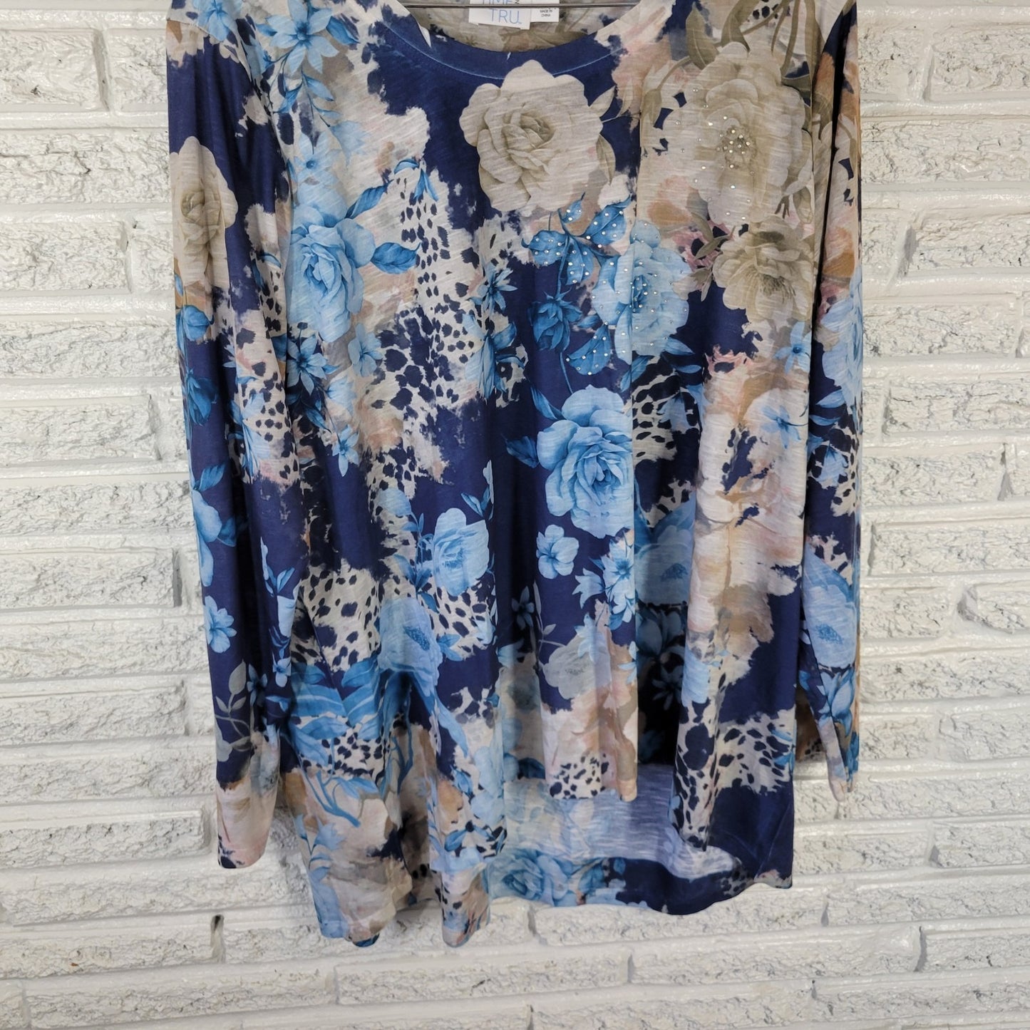 Time Tru Tunic 3XL Plus Blue Floral Rhinestone Long Sleeve Crew Neck Pullover