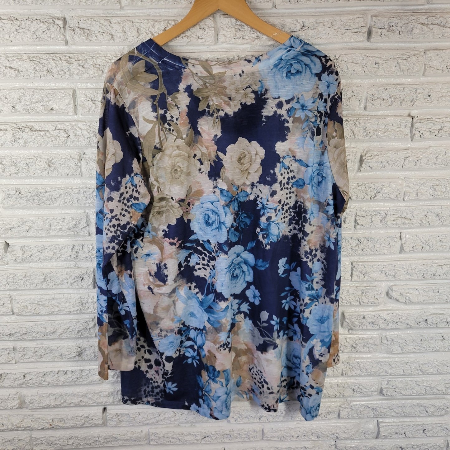 Time Tru Tunic 3XL Plus Blue Floral Rhinestone Long Sleeve Crew Neck Pullover