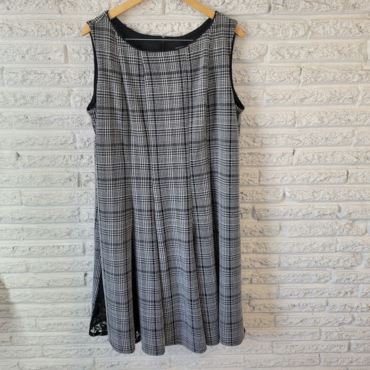 Roz Ali Womens Dress 18 Sleeveless Fit Flare Black Plaid Lace Panels Zip Pleated