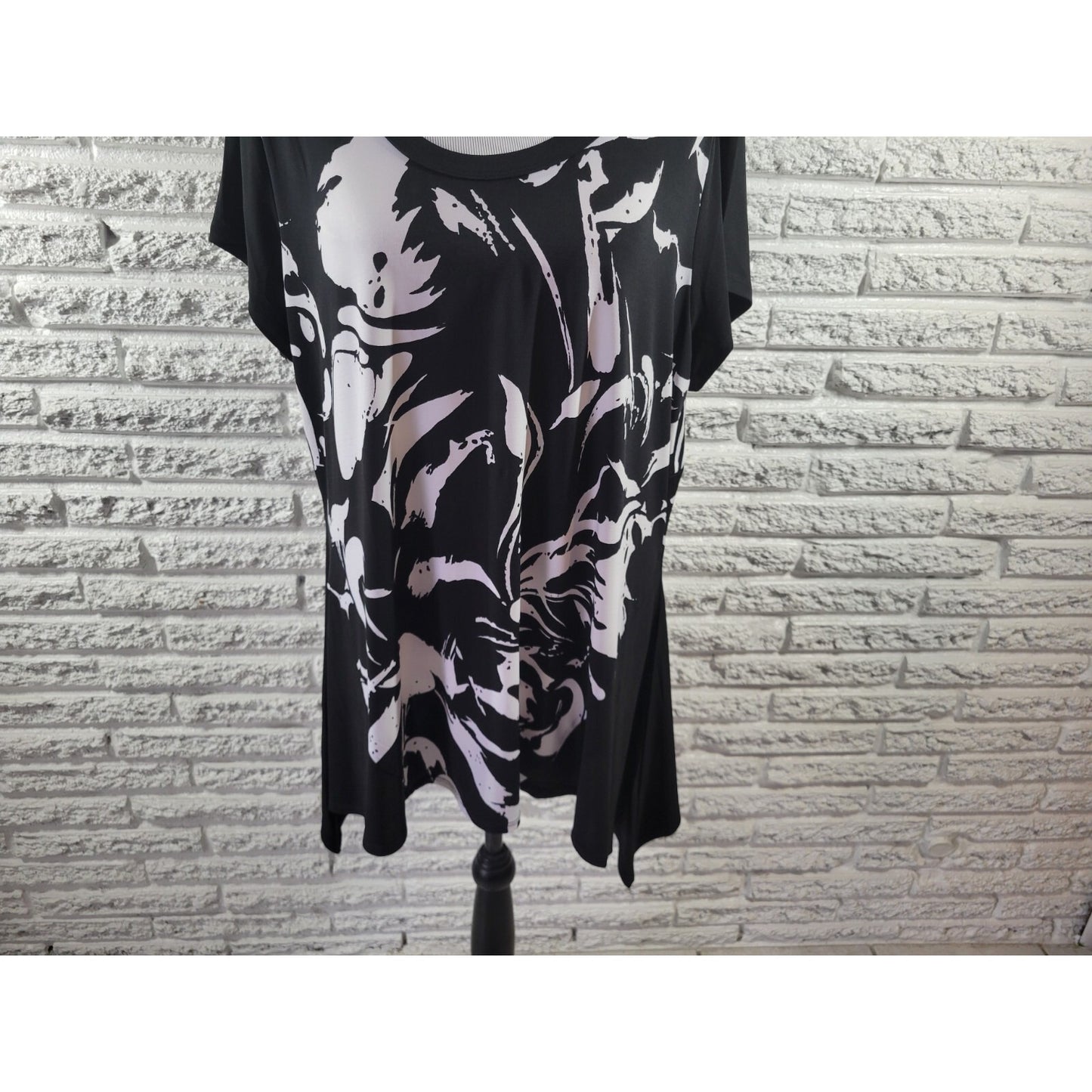 Avenue Womens Top 18 20 Plus Short Sleeve Asymmetric Black Watercolor Career