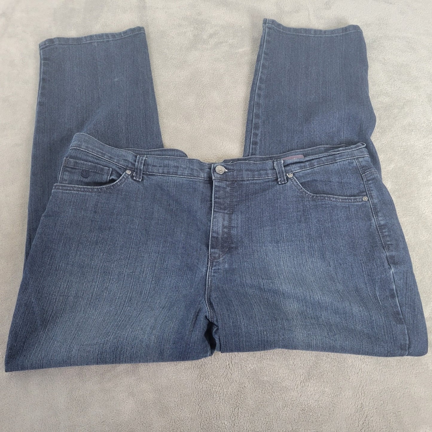 Gloria Vanderbilt Amanda Womens Jeans 18W Plus Slimming Dark Blue Denim Zip Fly