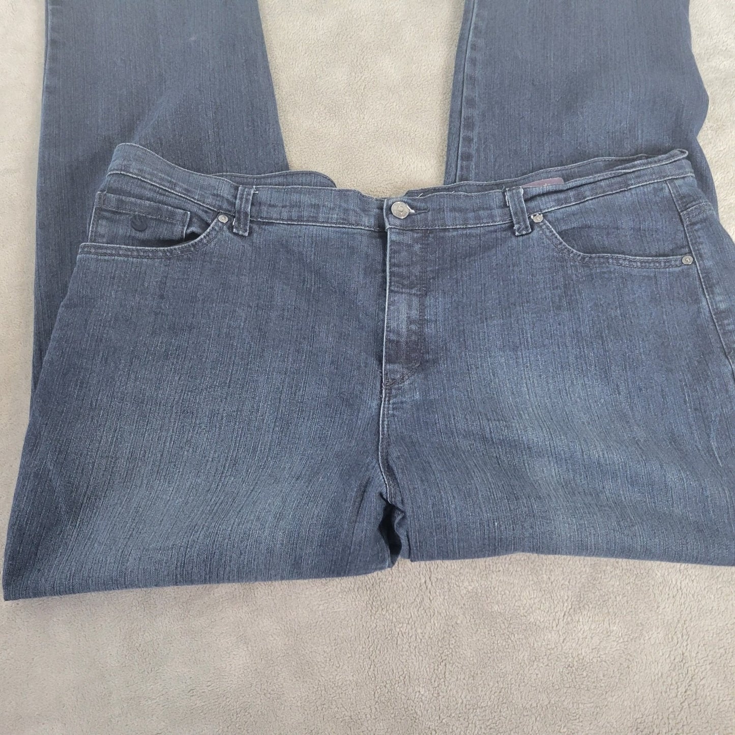 Gloria Vanderbilt Amanda Womens Jeans 18W Plus Slimming Dark Blue Denim Zip Fly