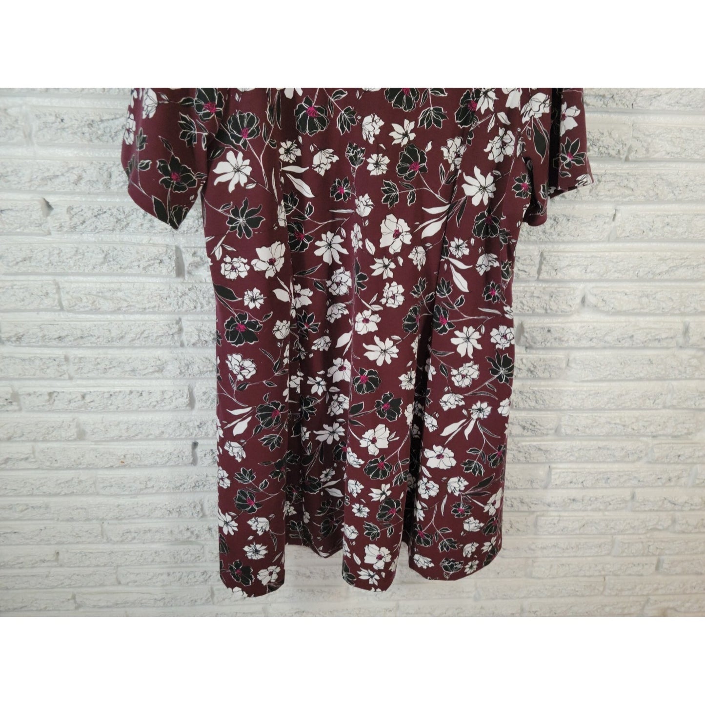 Jessica London Womens Dress 28W Plus Short Sleeve Casual Burgundy Floral Casual