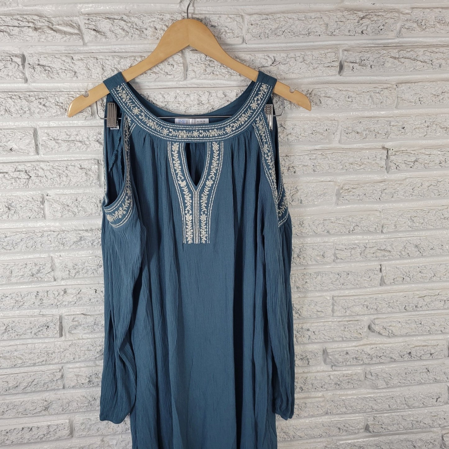 Time Tru Womens Dress Extra Large Mini Cold Shoulder Blue Embroidered Crinkle