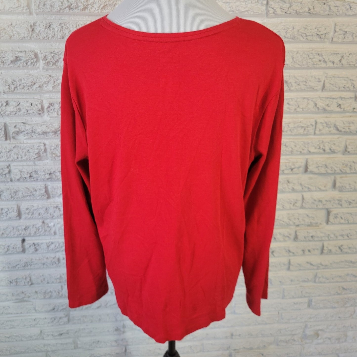 Croft Barrow Women Top XL Long Sleeve Red Snowflakes Glitter Cotton Sequin Comfy