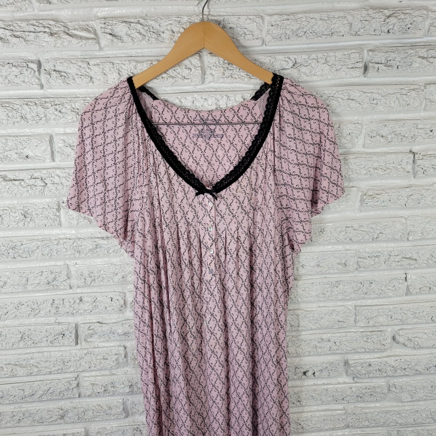 Croft & Barrow Women's 1X Plus Size Pink Black Geometric Short Sleeve Nightgown