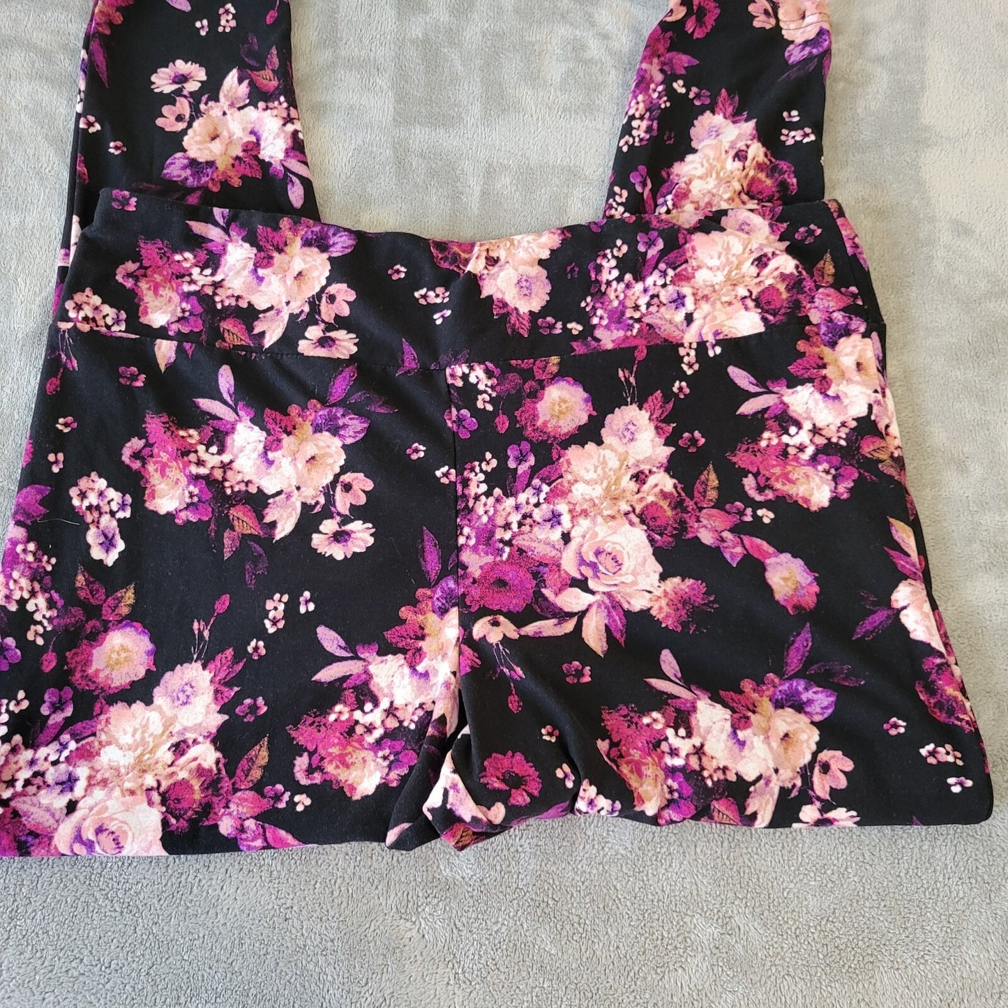 Terra Sky Womens Leggings 2X 20W 22W Pull On Purple Black Floral Lightweight
