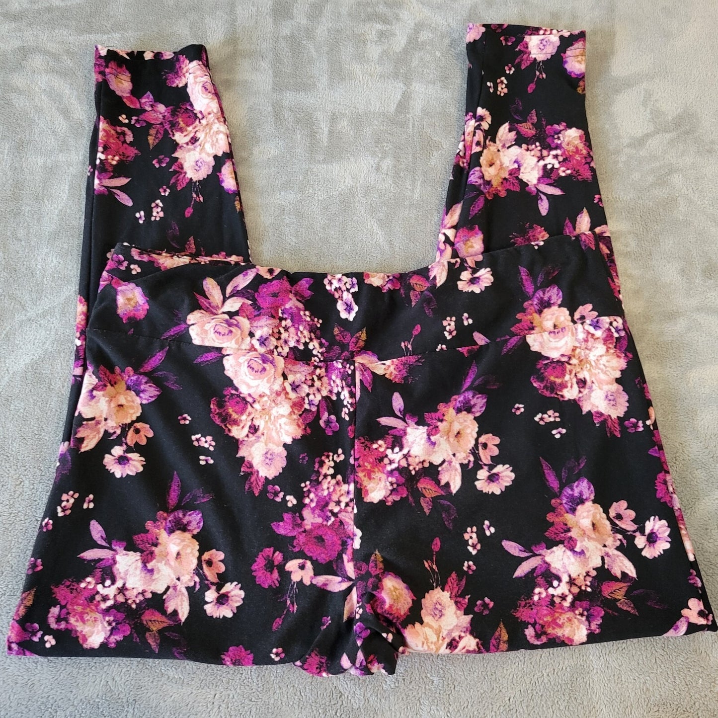 Terra Sky Womens Leggings 2X 20W 22W Pull On Purple Black Floral Lightweight