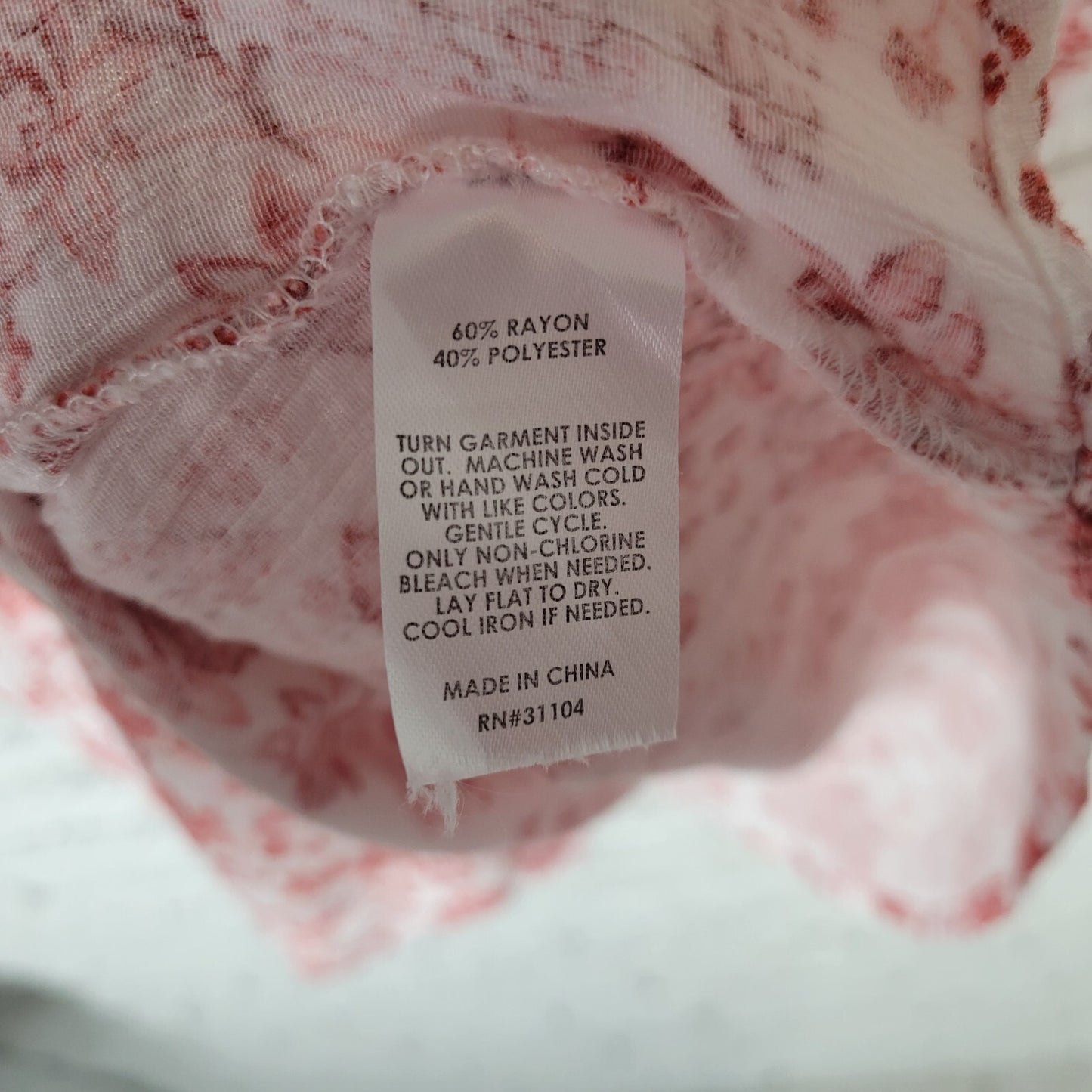 Wonderly Womens Top 2X Plus Swing Wide Strap Pink Red Flora Button Casual Comfy