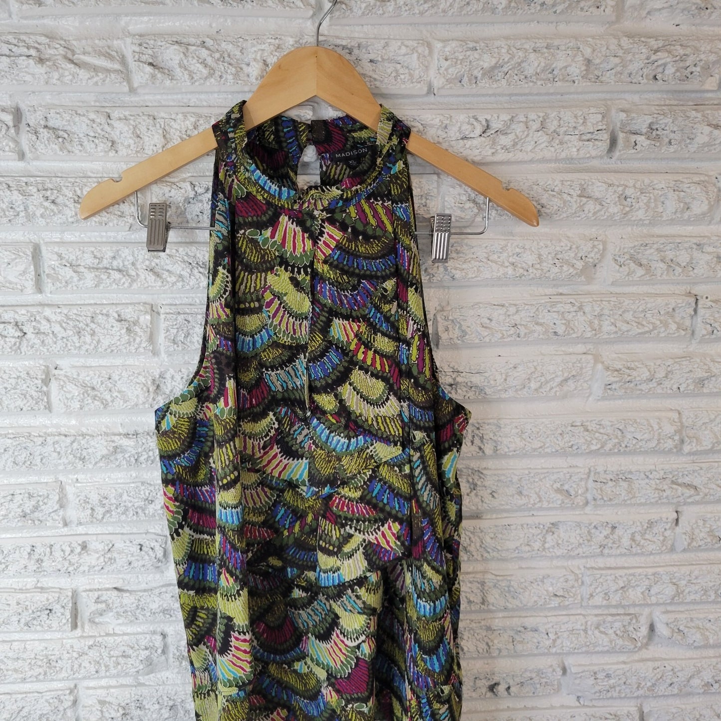 Madison Womens Top XL Sleeveless Green Polyester Lightweight Office Button Up