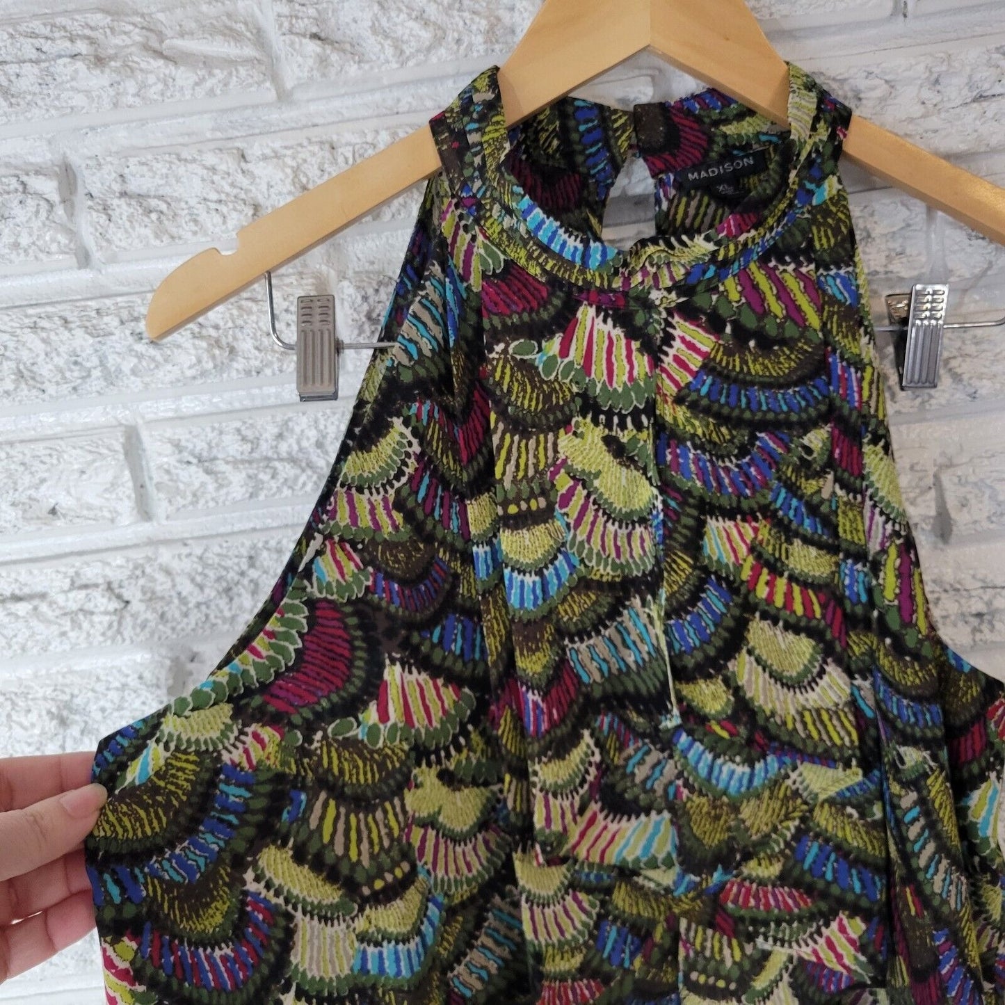 Madison Womens Top XL Sleeveless Green Polyester Lightweight Office Button Up