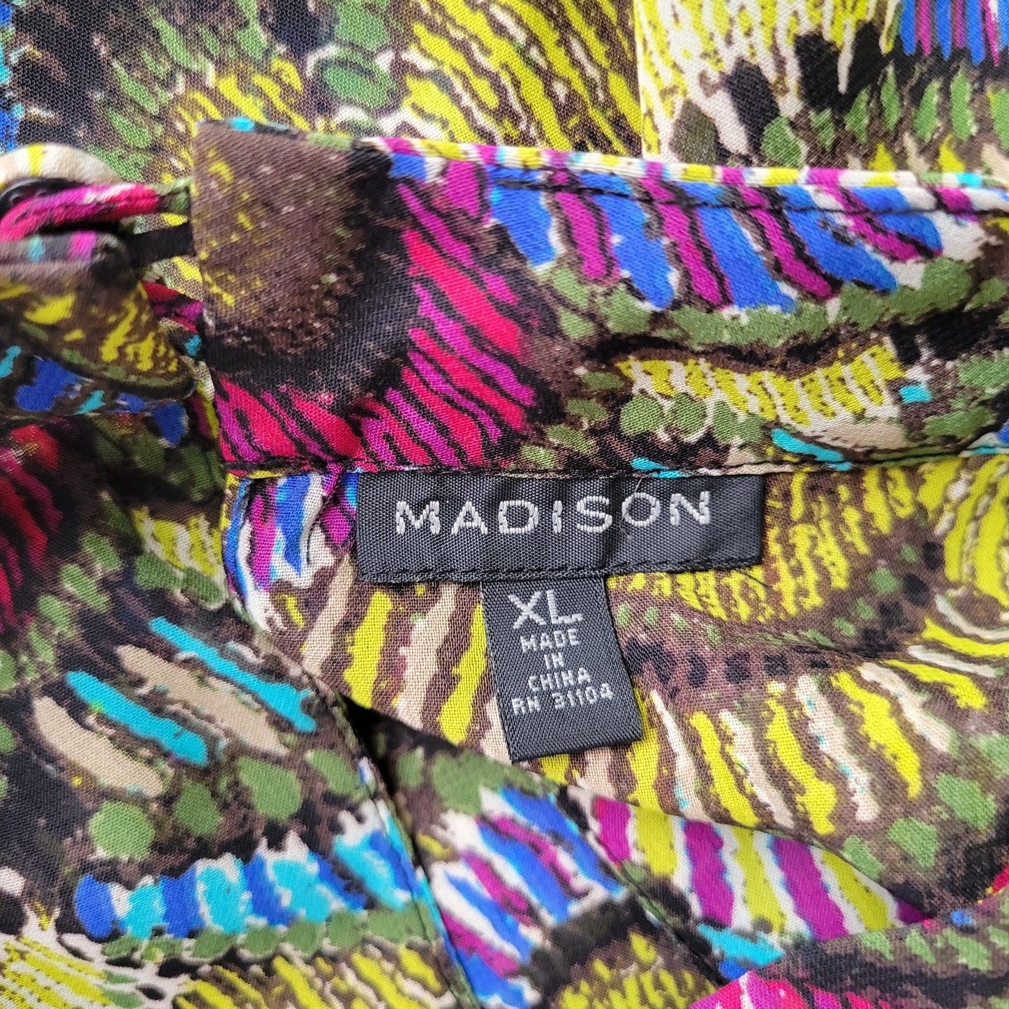 Madison Womens Top XL Sleeveless Green Polyester Lightweight Office Button Up