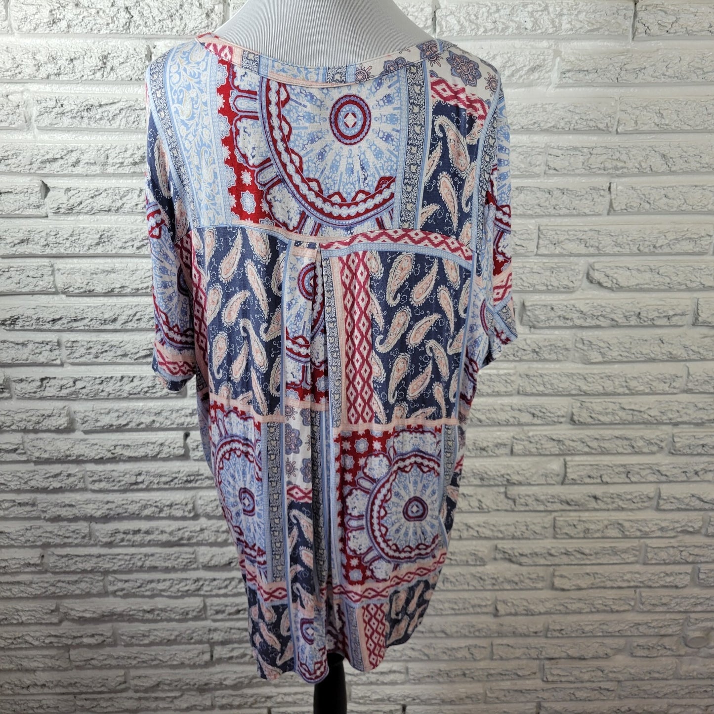 Est 1946 Women Top 22W 24W Plus Blue Red Paisley Geometric Asymmetric Tied Hem