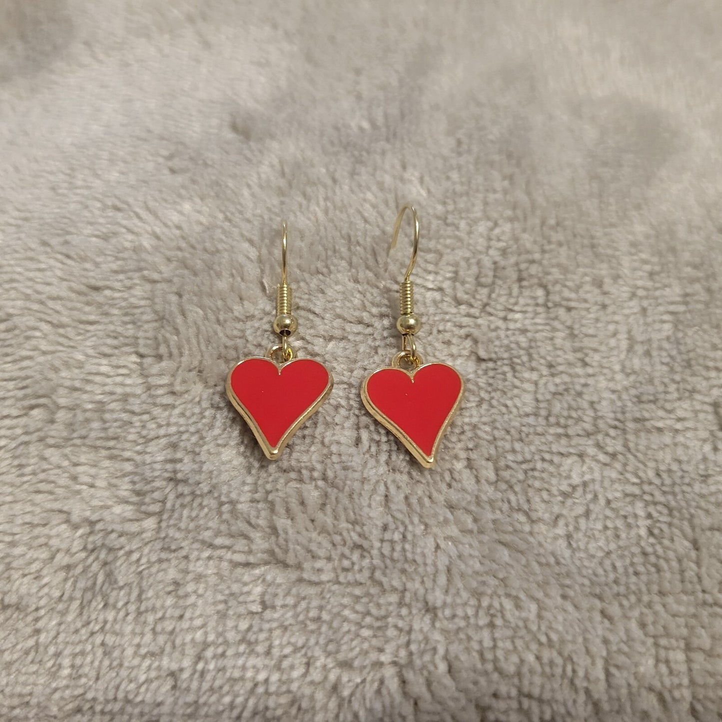 Heart Poker Suit Casino Earrings Hanging Dangle Novelty Fish Hook
