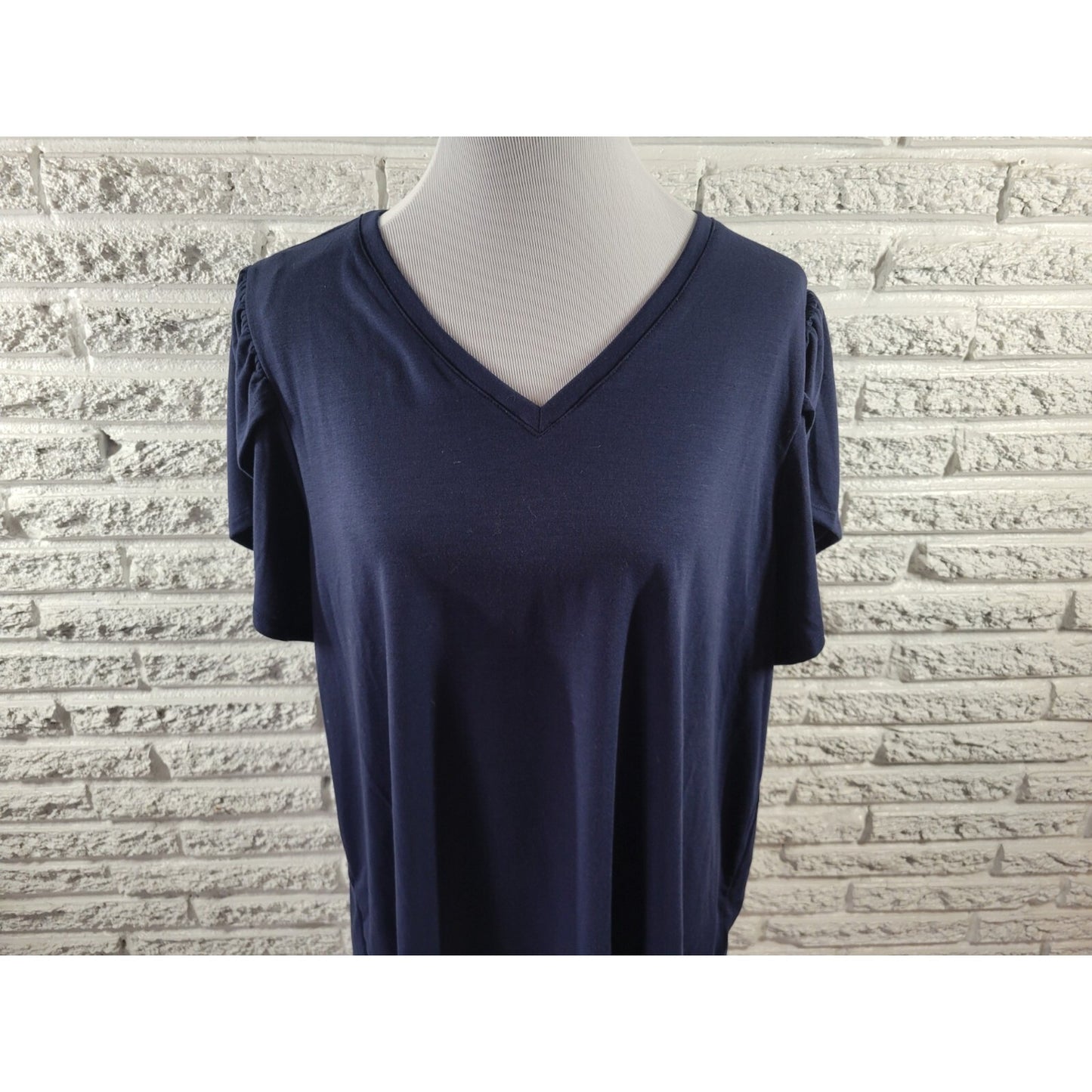 Lularoe Womens Top 2XL Plus Remi Short Sleeve Poly Blend Basic Blue Casual