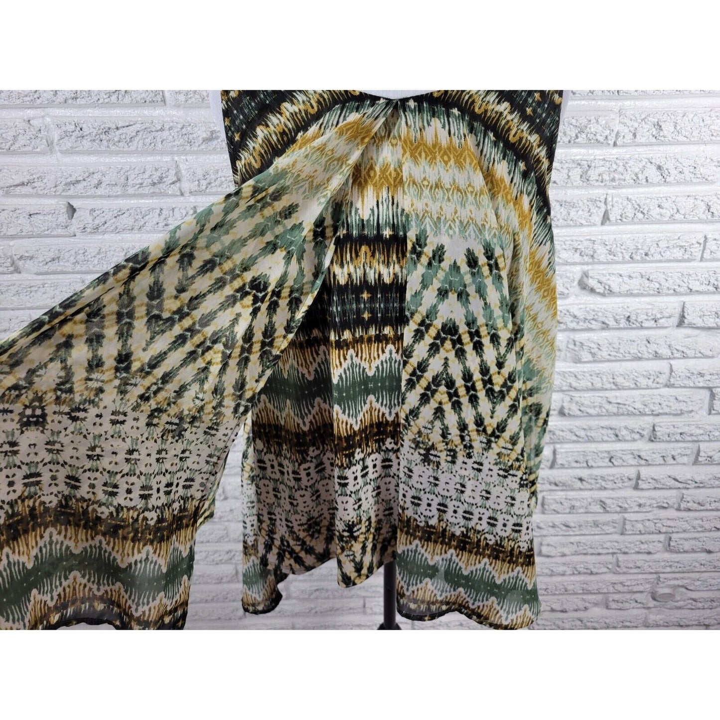 Dress Barn Women Top 2X Swing Sleeveless Split Front Poly Blend Green Watercolor