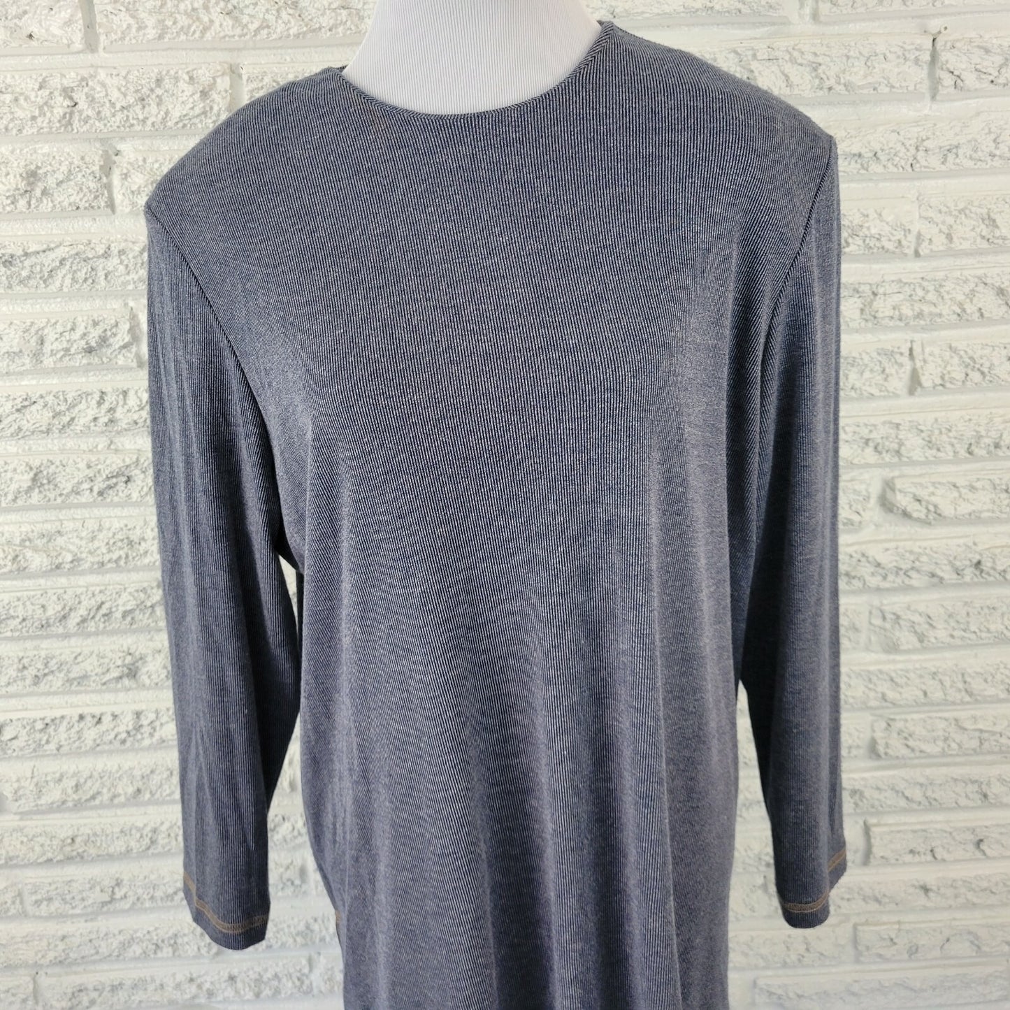 Chez California Womens Top 14W Plus Tunic Long Sleeve Gray Casual Pinstripe Zip