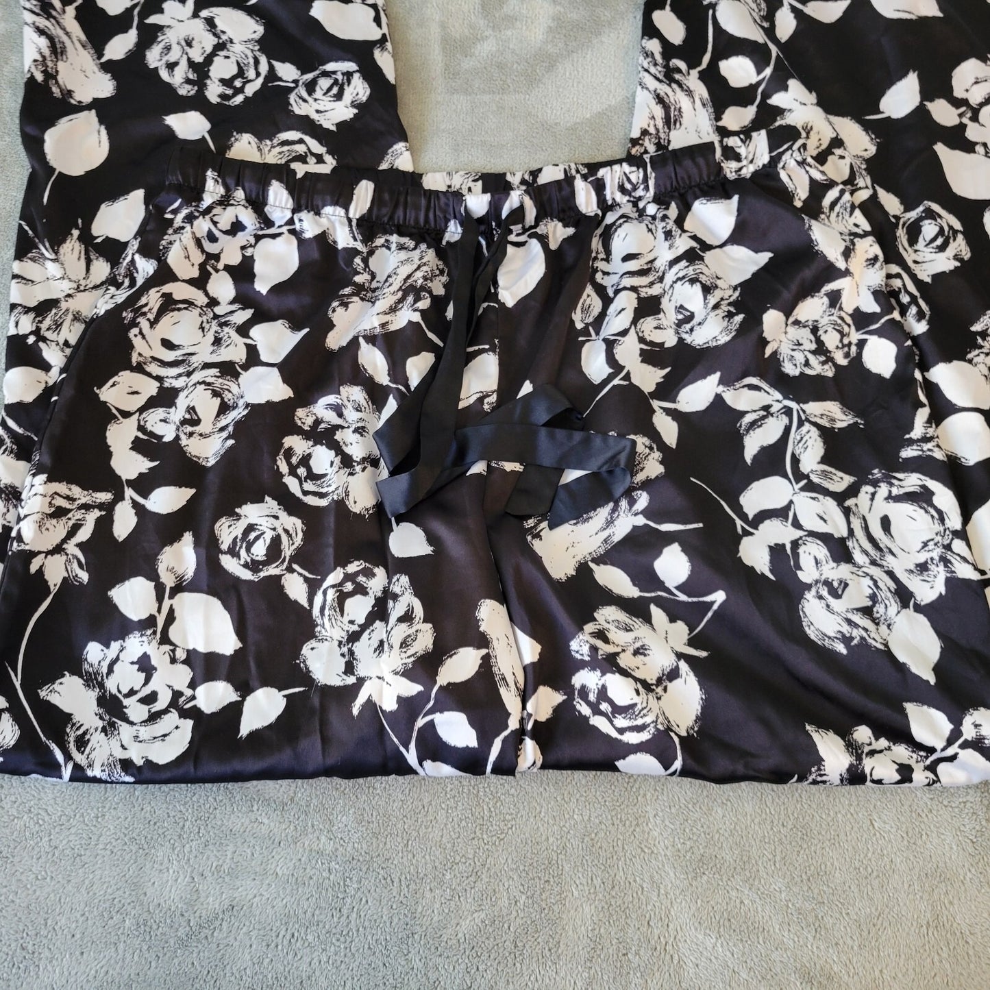 JLo Jennifer Lopez Womens Pajama Pants XL Black Floral Poly Blend Lightweight