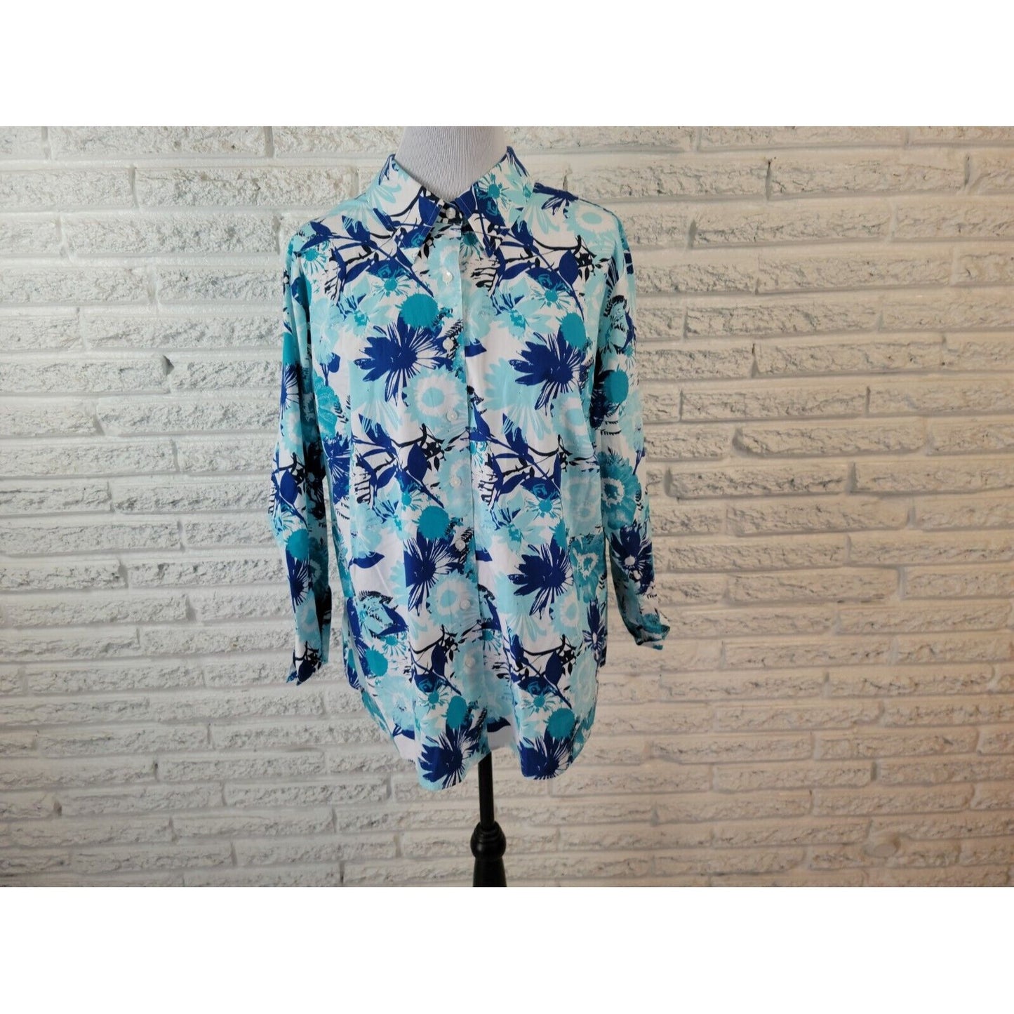 Westbound Womens Top 20W Plus Collar Button Up Wrinkle Free Cotton Blue Floral