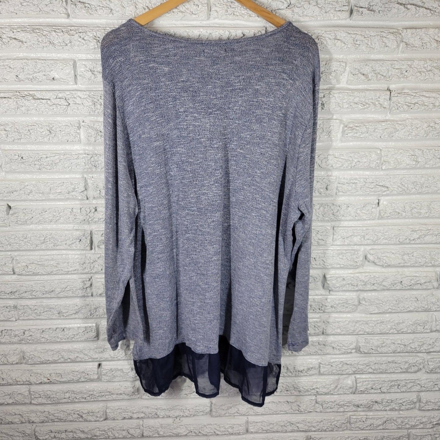 Karen Brooks Women's Plus Size 3X Gray Tunic Long Sleeve Chiffon Hem Crochet Top
